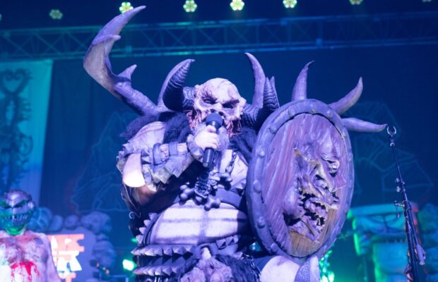 Gwar gives back
